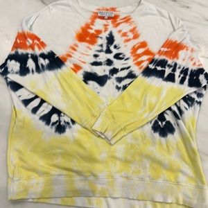 WILDFOX tie dye sweatshirt size large.